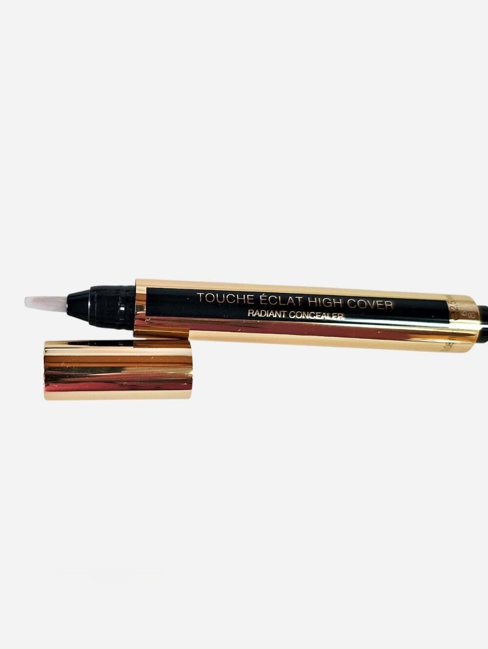 Yves Saint Laurent Touche Éclat High Cover Radiant Concealer - Gold & Black